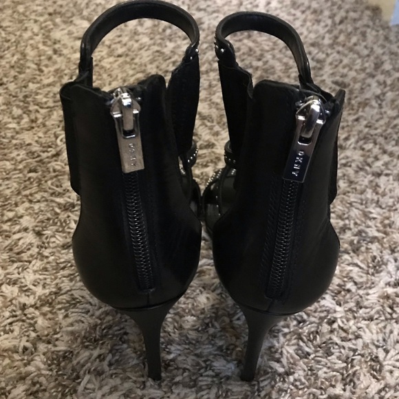 DKNY Size 7.5 Black Lil Studs Studded Heels - Picture 4 of 4
